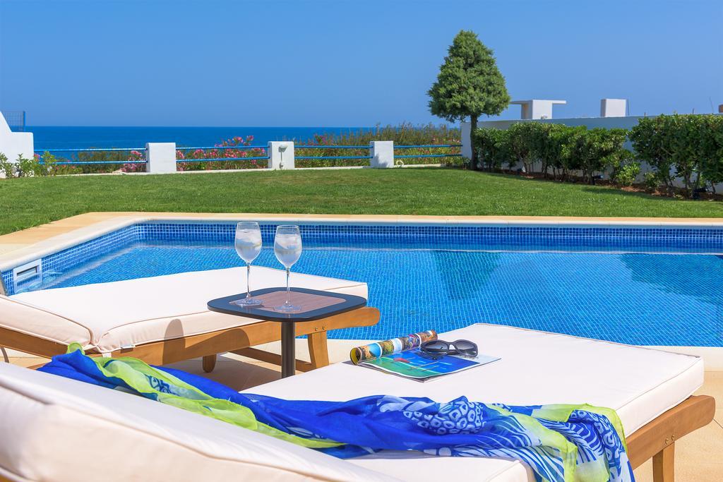 Villa Deep Blue ลาคาเนีย ภายนอก รูปภาพ