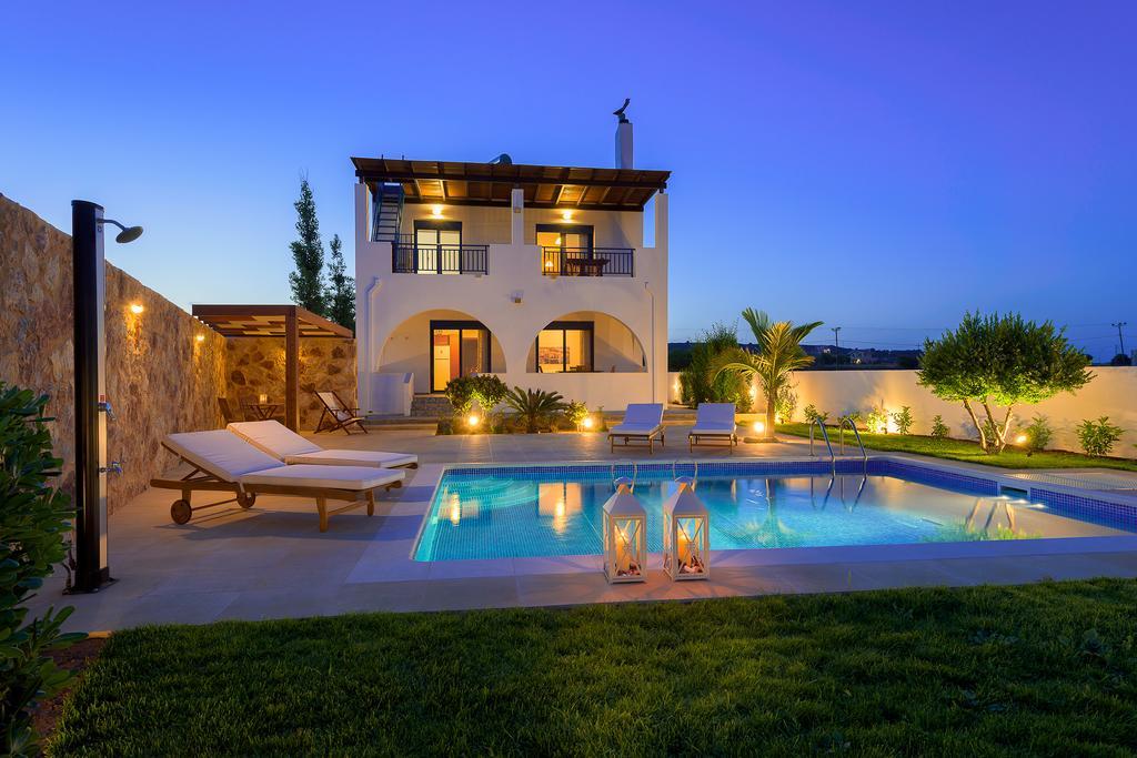 Villa Deep Blue ลาคาเนีย ภายนอก รูปภาพ