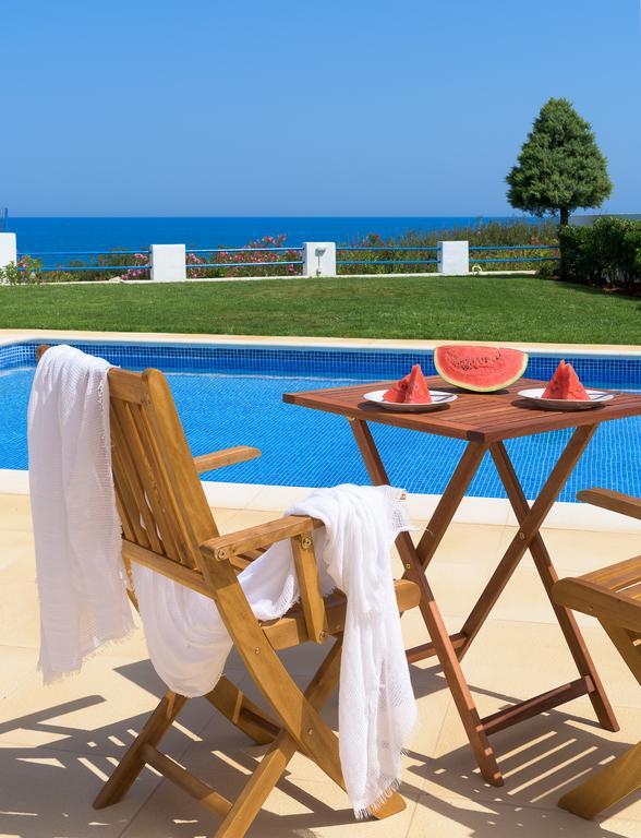 Villa Deep Blue ลาคาเนีย ภายนอก รูปภาพ