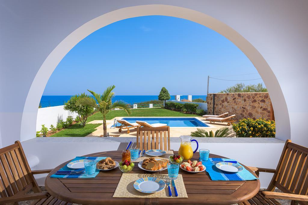 Villa Deep Blue ลาคาเนีย ภายนอก รูปภาพ